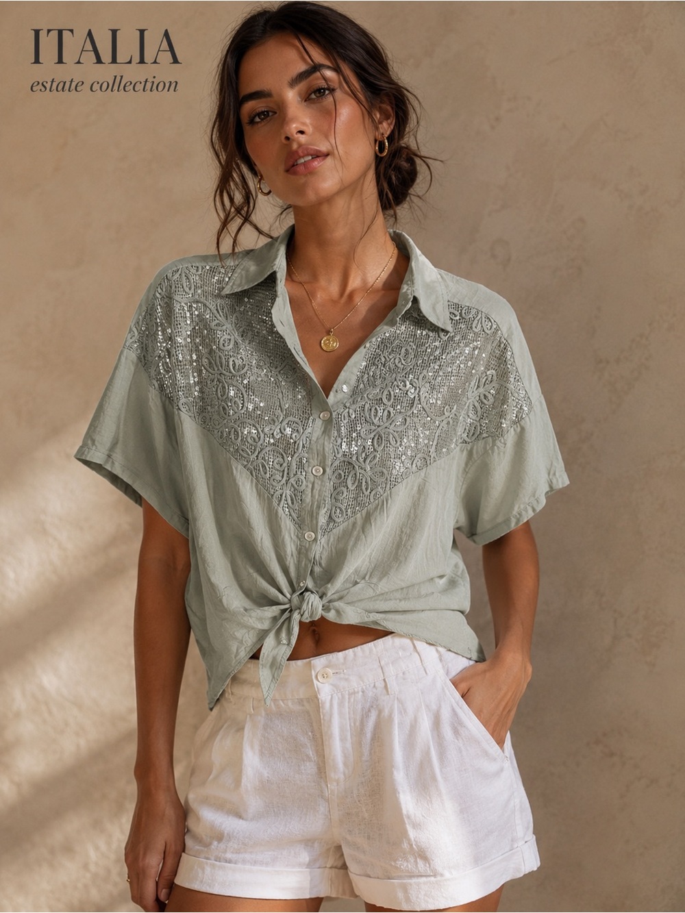 IT69. From Italy 🇮🇹 Lightweight Cotton Sequin blouse